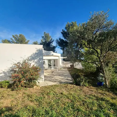 Villa Jolie 4 *